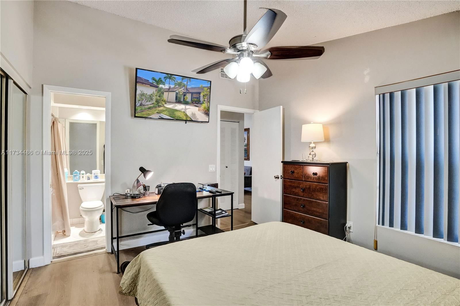 Real estate property located at 14945 49th Ln #6G, Miami-dade, Lakes Meadow Vilg Homes C, Miami, FL
