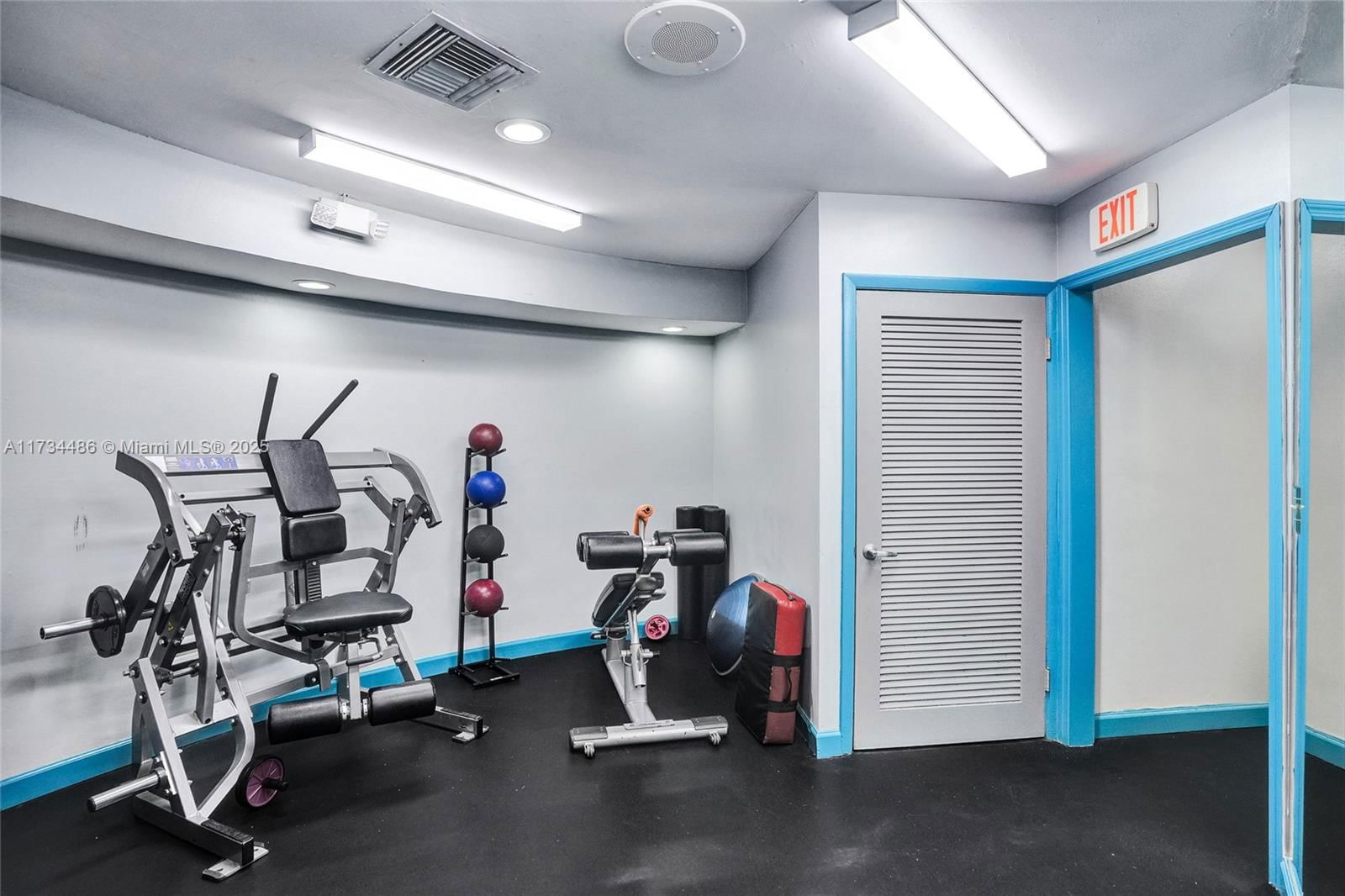 Real estate property located at 14945 49th Ln #6G, Miami-dade, Lakes Meadow Vilg Homes C, Miami, FL