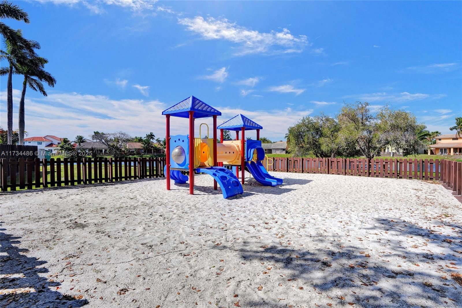 Real estate property located at 14945 49th Ln #6G, Miami-dade, Lakes Meadow Vilg Homes C, Miami, FL