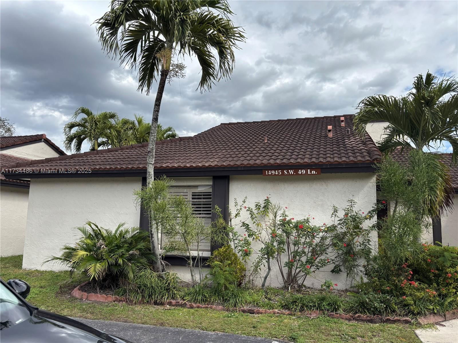 Real estate property located at 14945 49th Ln #6G, Miami-dade, Lakes Meadow Vilg Homes C, Miami, FL