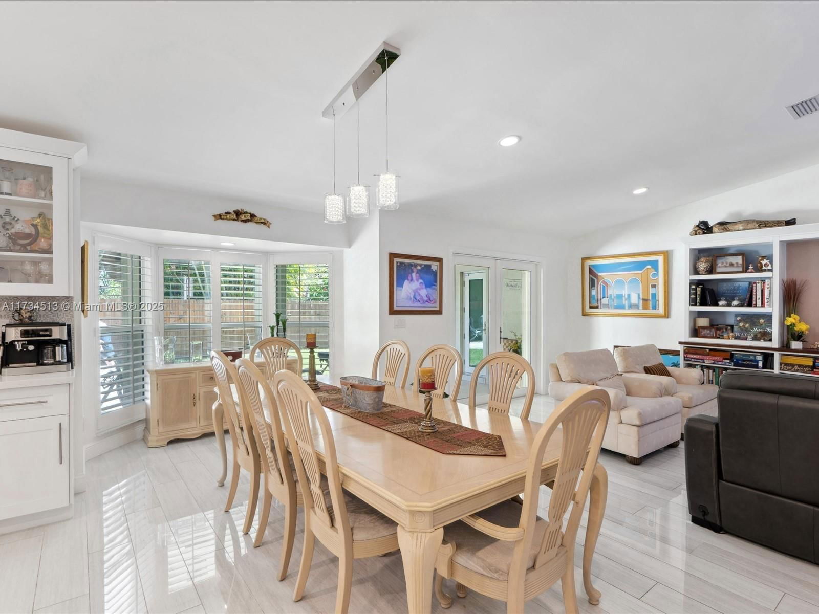 Real estate property located at 5989 89 Ave, Miami-dade, Galloway And Miller Estate, Miami, FL