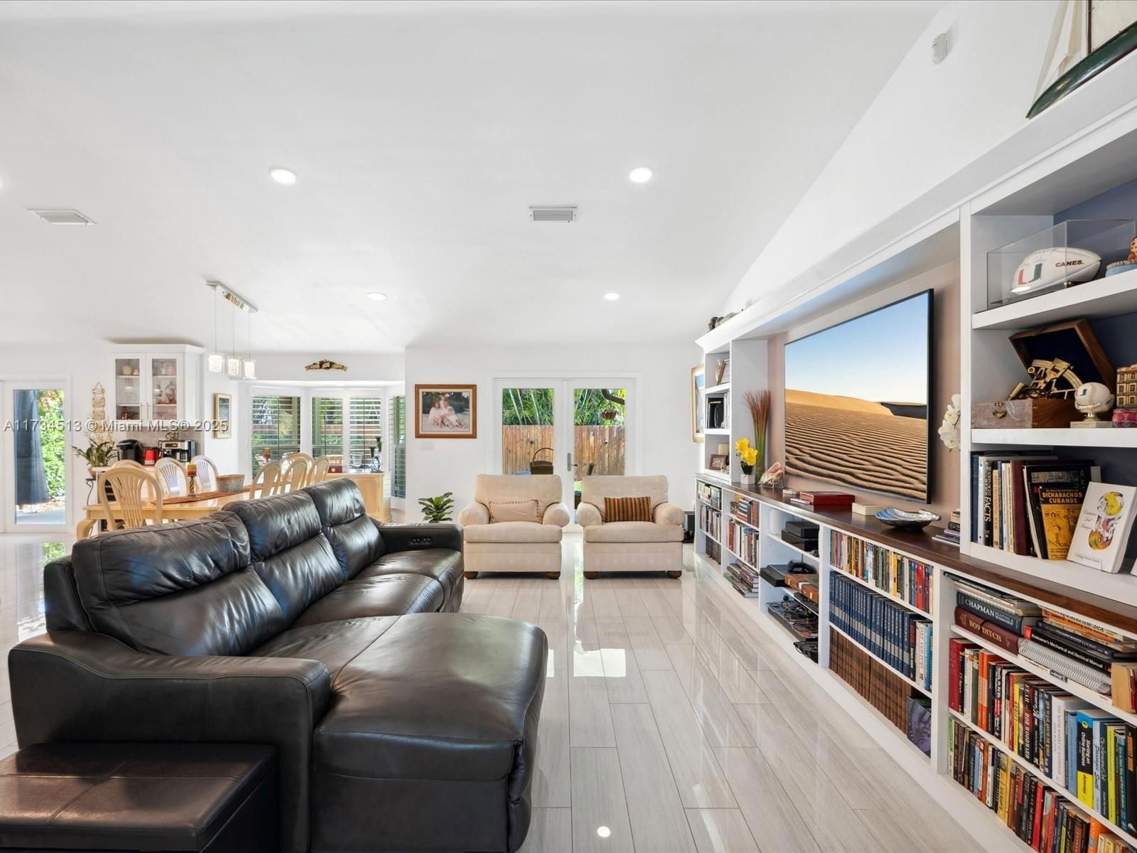 Real estate property located at 5989 89 Ave, Miami-dade, Galloway And Miller Estate, Miami, FL