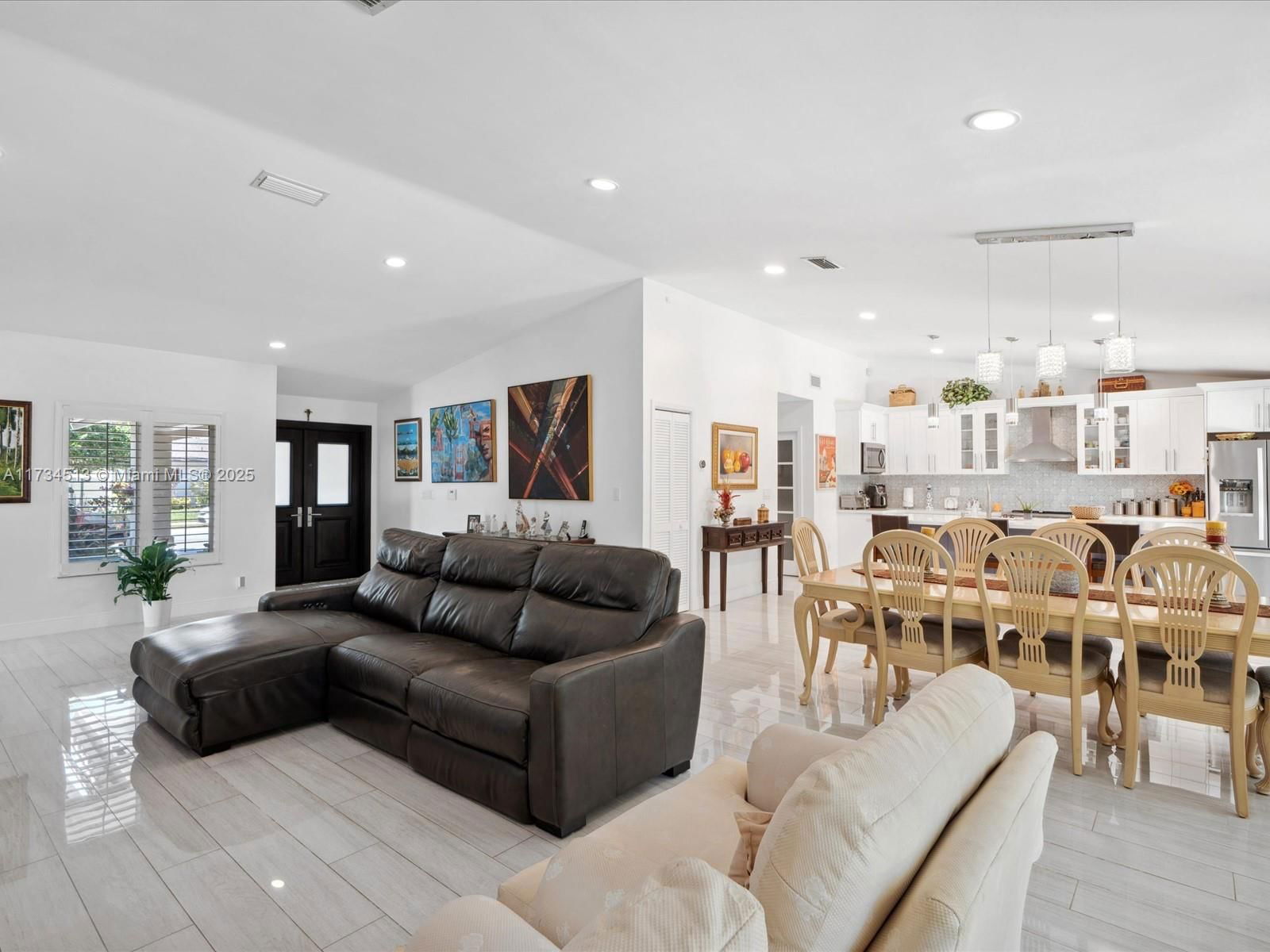 Real estate property located at 5989 89 Ave, Miami-dade, Galloway And Miller Estate, Miami, FL