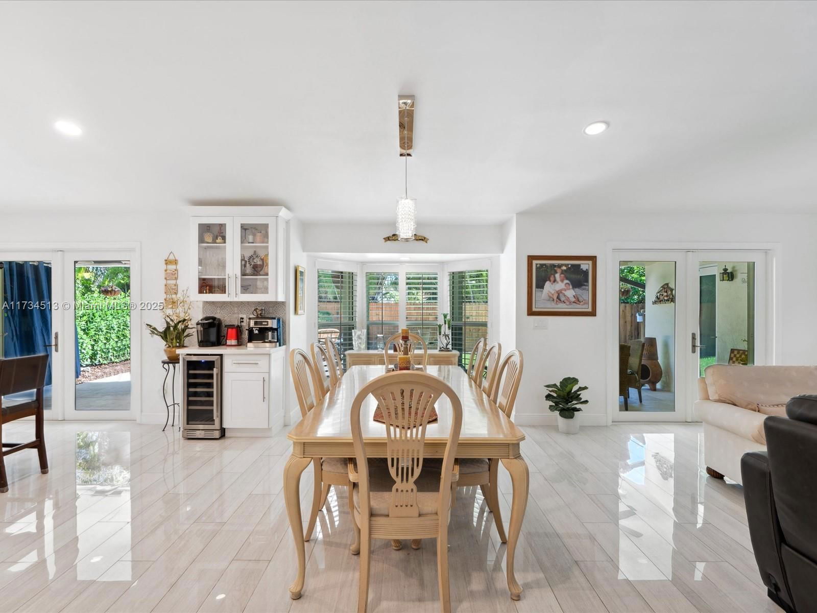 Real estate property located at 5989 89 Ave, Miami-dade, Galloway And Miller Estate, Miami, FL