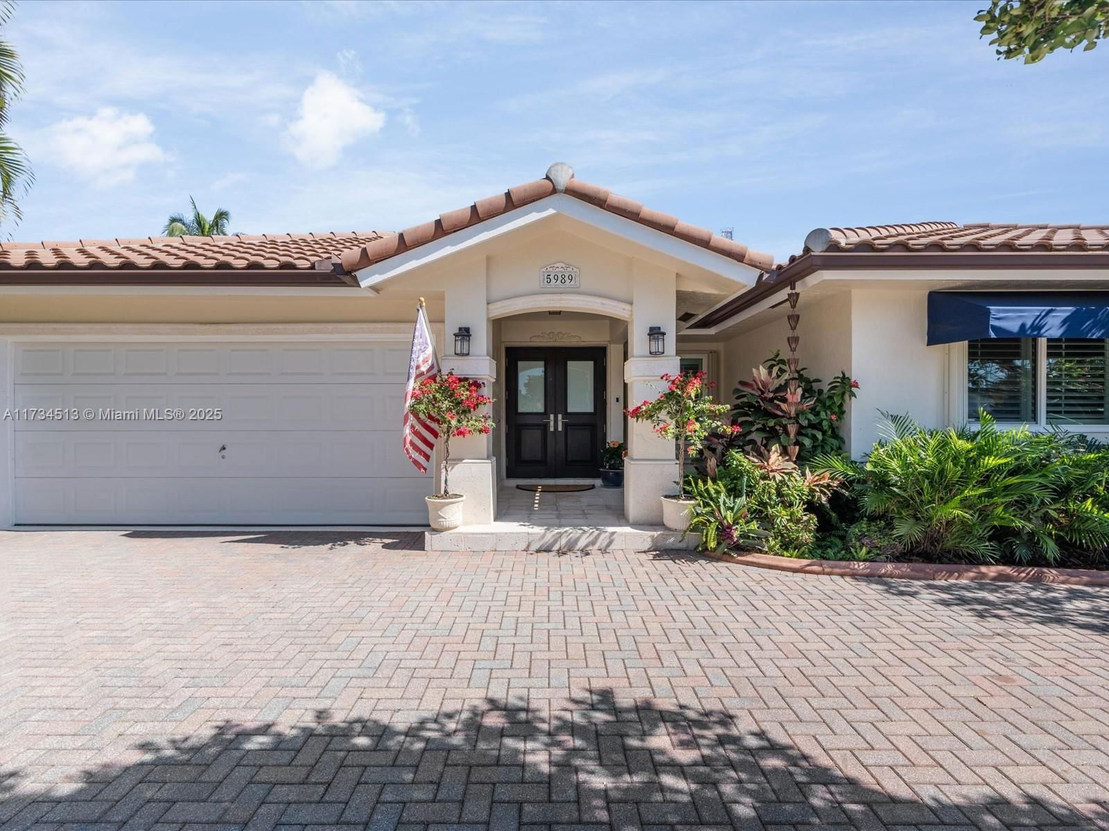 Real estate property located at 5989 89 Ave, Miami-dade, Galloway And Miller Estate, Miami, FL