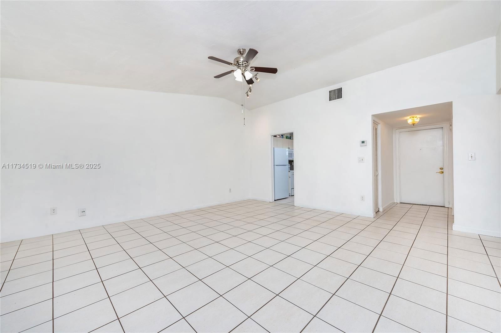 Real estate property located at 11006 125th Ct, Miami-dade, Devon-aire Villas Sec 4, Miami, FL