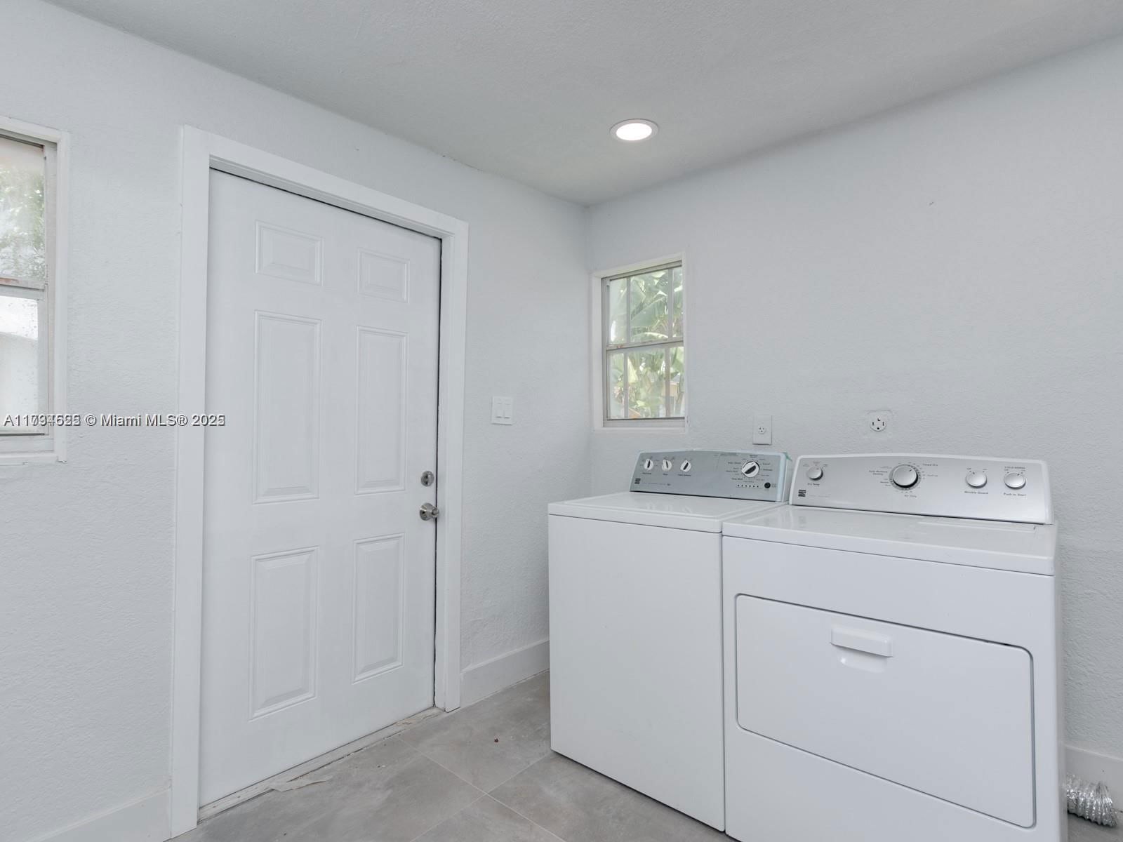 Real estate property located at 460 82nd Ter, Miami-dade, Bellcamp Manor, Miami, FL