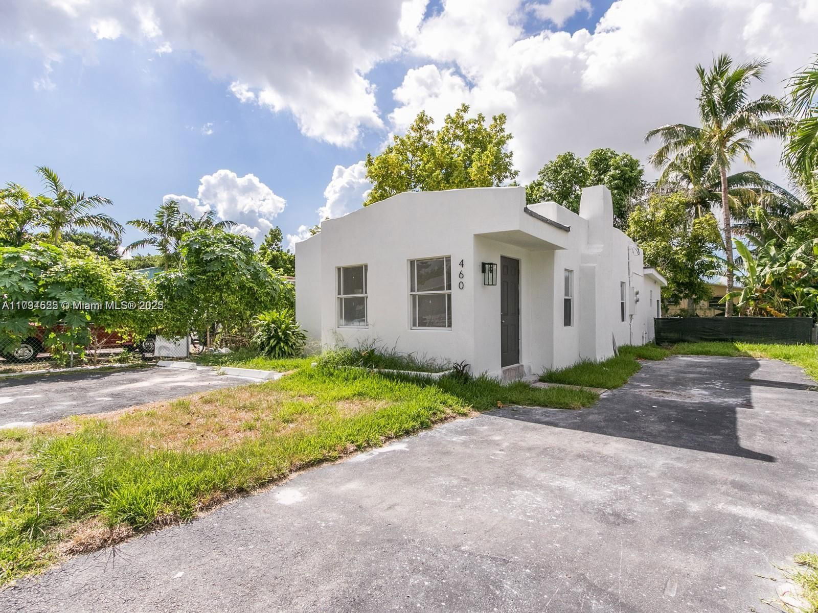 Real estate property located at 460 82nd Ter, Miami-dade, Bellcamp Manor, Miami, FL