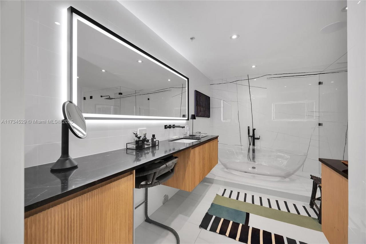 Real estate property located at 3400 27th Ave #704, Miami-dade, The Tower Residences Cond, Miami, FL