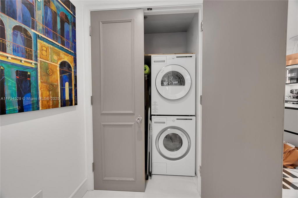 Real estate property located at 3400 27th Ave #704, Miami-dade, The Tower Residences Cond, Miami, FL