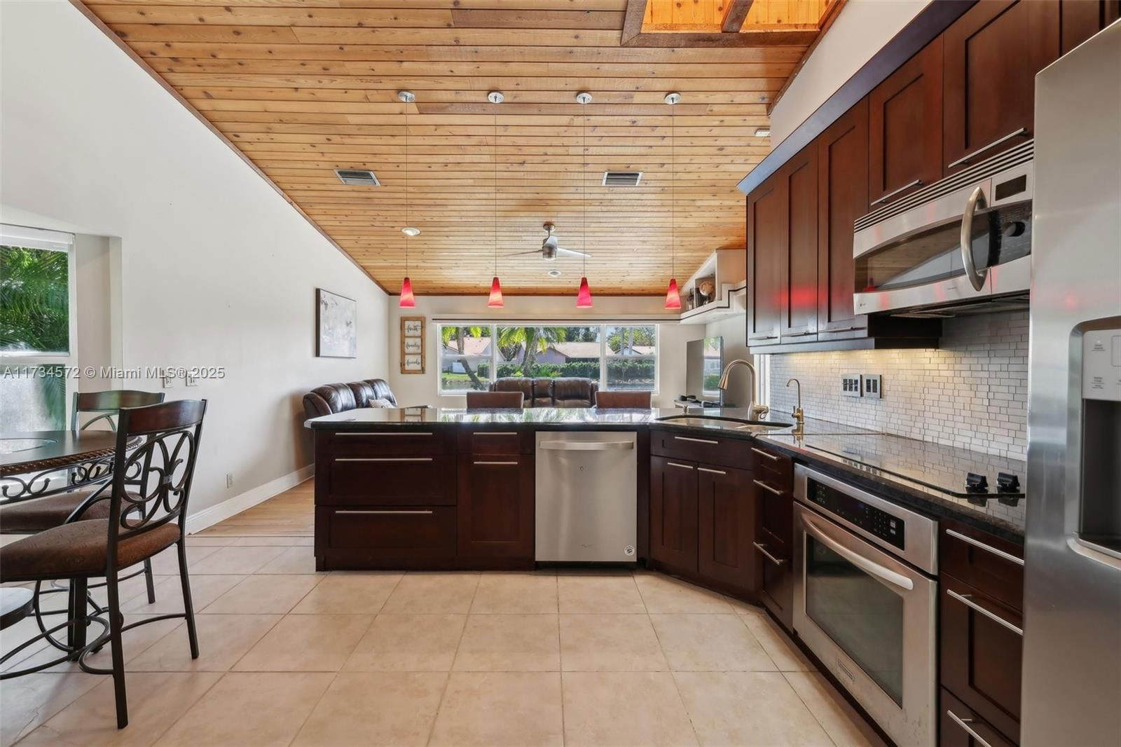 Real estate property located at 10866 6th St, Broward, Cypress Glen, Coral Springs, FL
