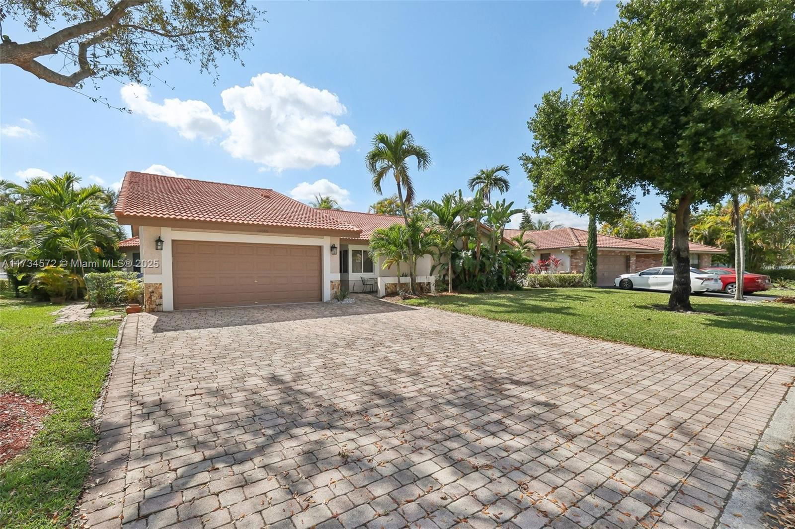 Real estate property located at 10866 6th St, Broward, Cypress Glen, Coral Springs, FL