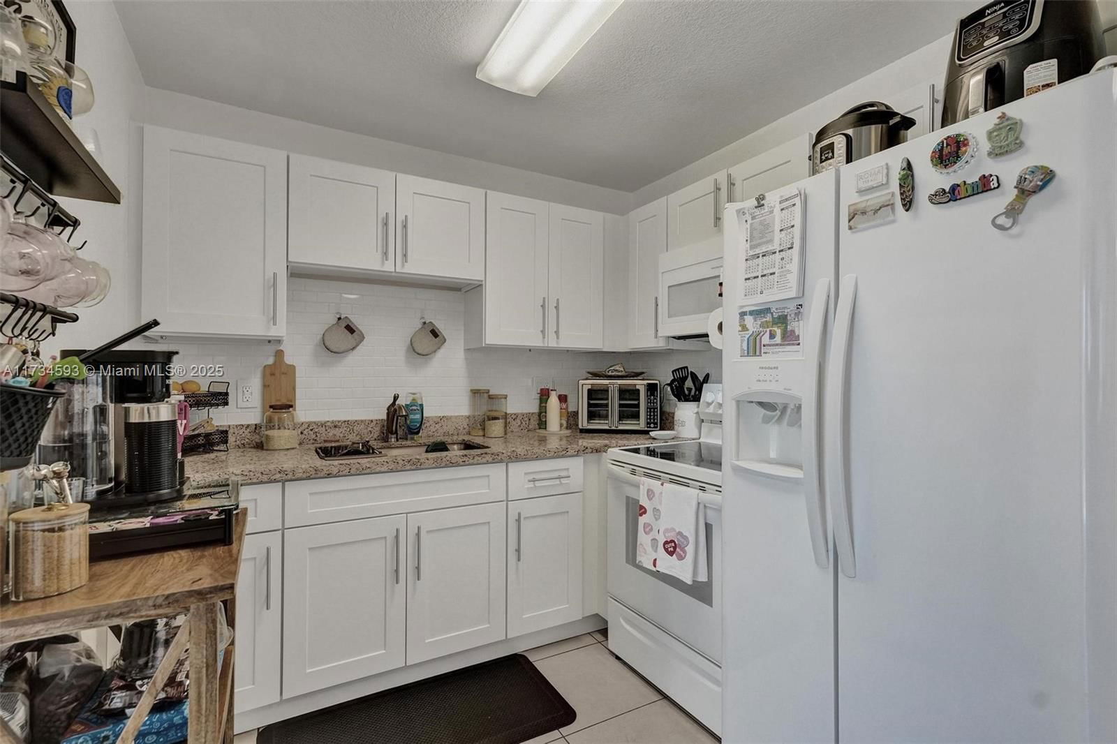 Real estate property located at 4711-4715 43rd Ter, Broward, Gold Coast Twin Villas We, Dania Beach, FL