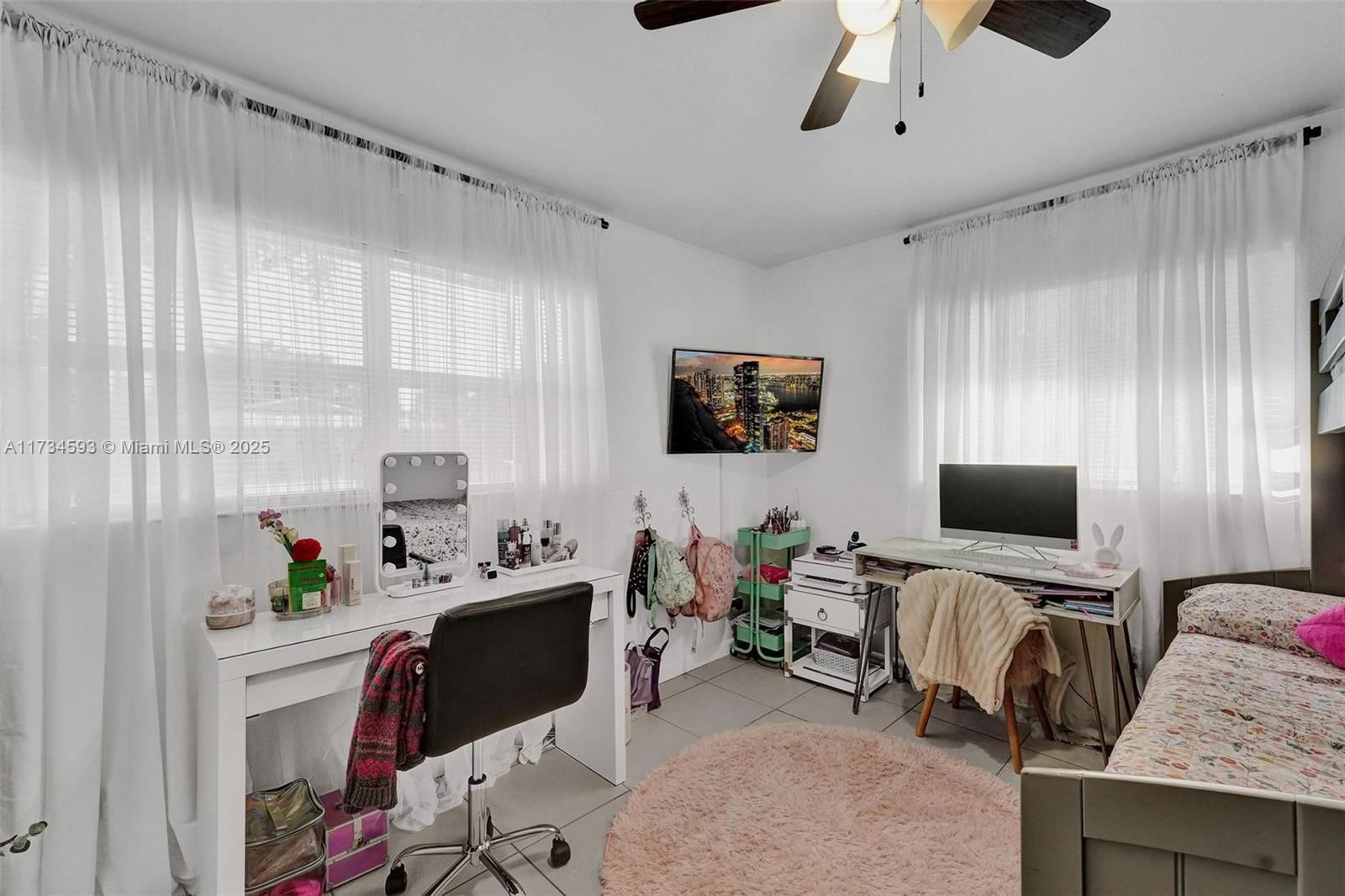 Real estate property located at 4711-4715 43rd Ter, Broward, Gold Coast Twin Villas We, Dania Beach, FL
