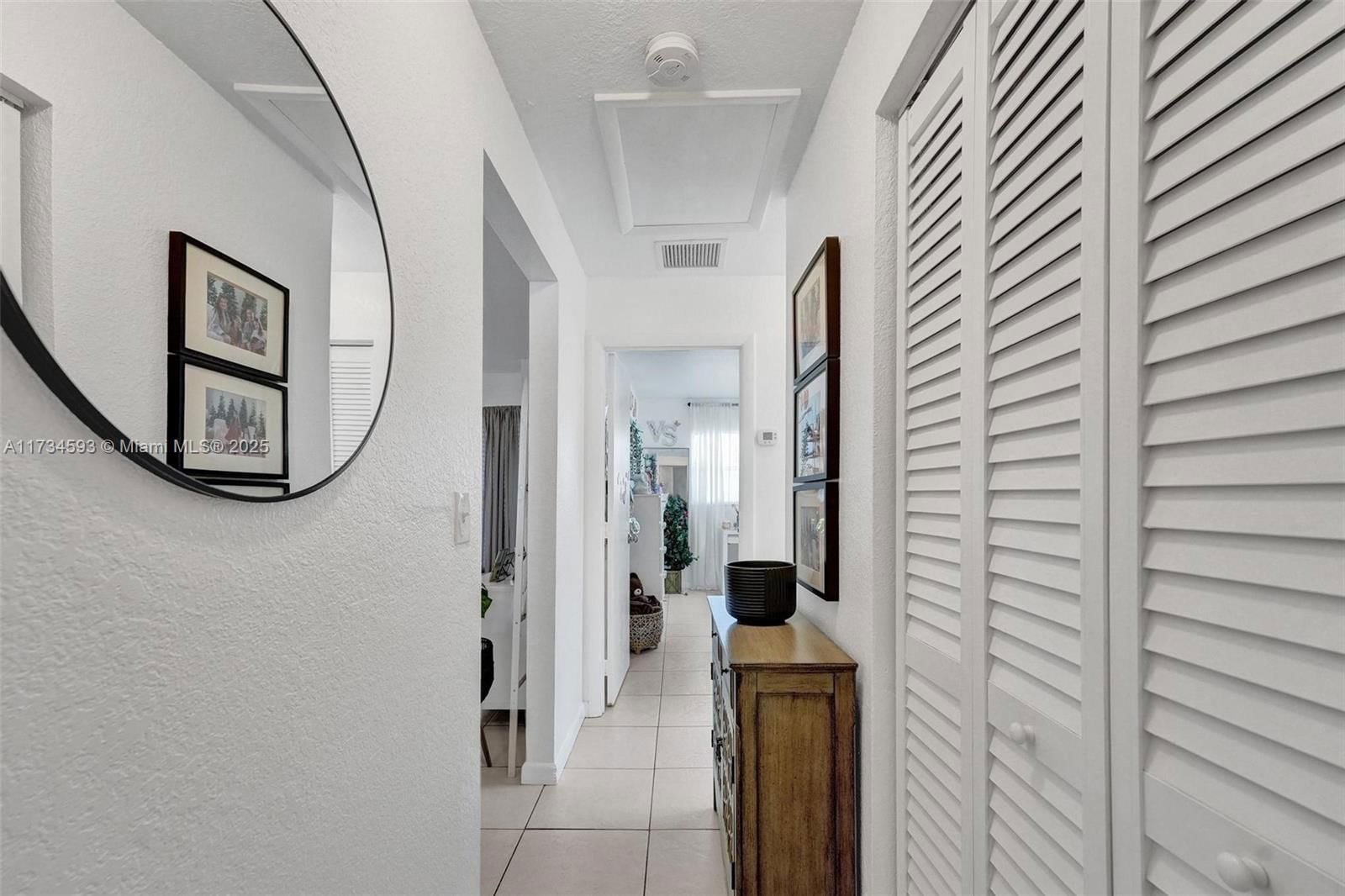 Real estate property located at 4711-4715 43rd Ter, Broward, Gold Coast Twin Villas We, Dania Beach, FL