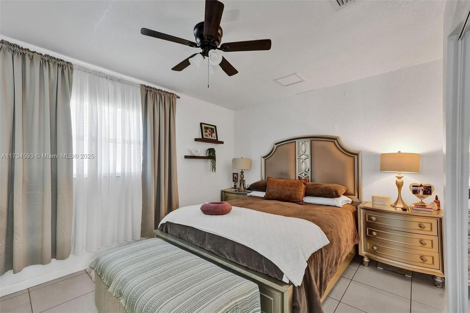 Real estate property located at 4711-4715 43rd Ter, Broward, Gold Coast Twin Villas We, Dania Beach, FL