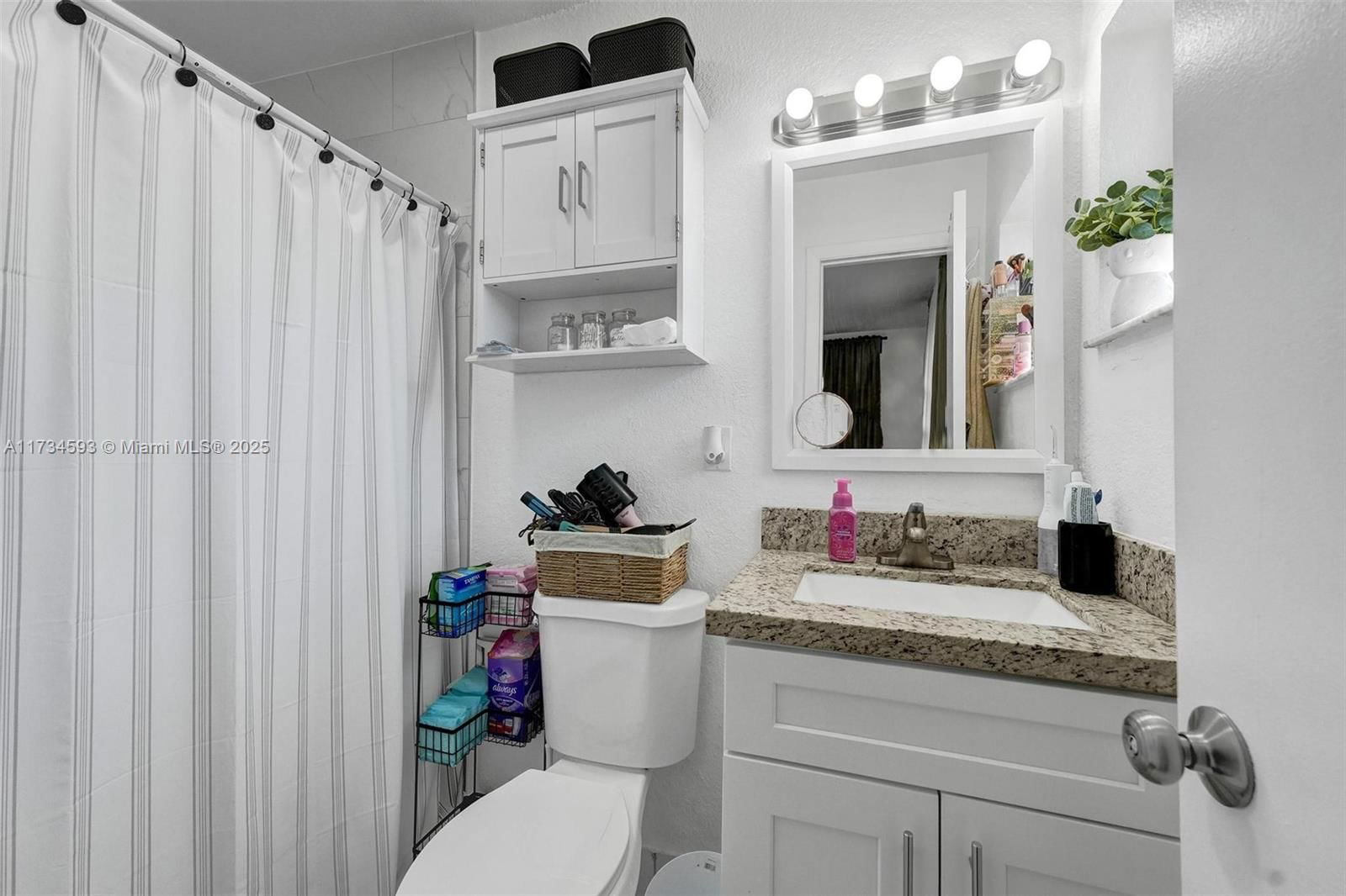 Real estate property located at 4711-4715 43rd Ter, Broward, Gold Coast Twin Villas We, Dania Beach, FL