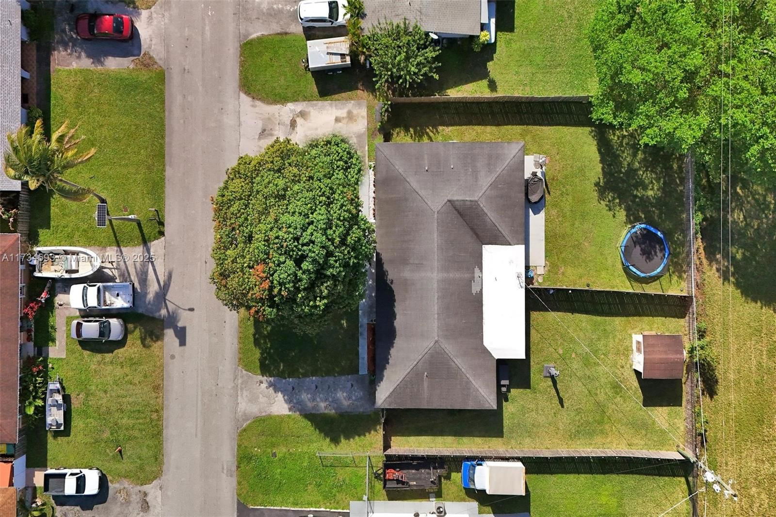 Real estate property located at 4711-4715 43rd Ter, Broward, Gold Coast Twin Villas We, Dania Beach, FL