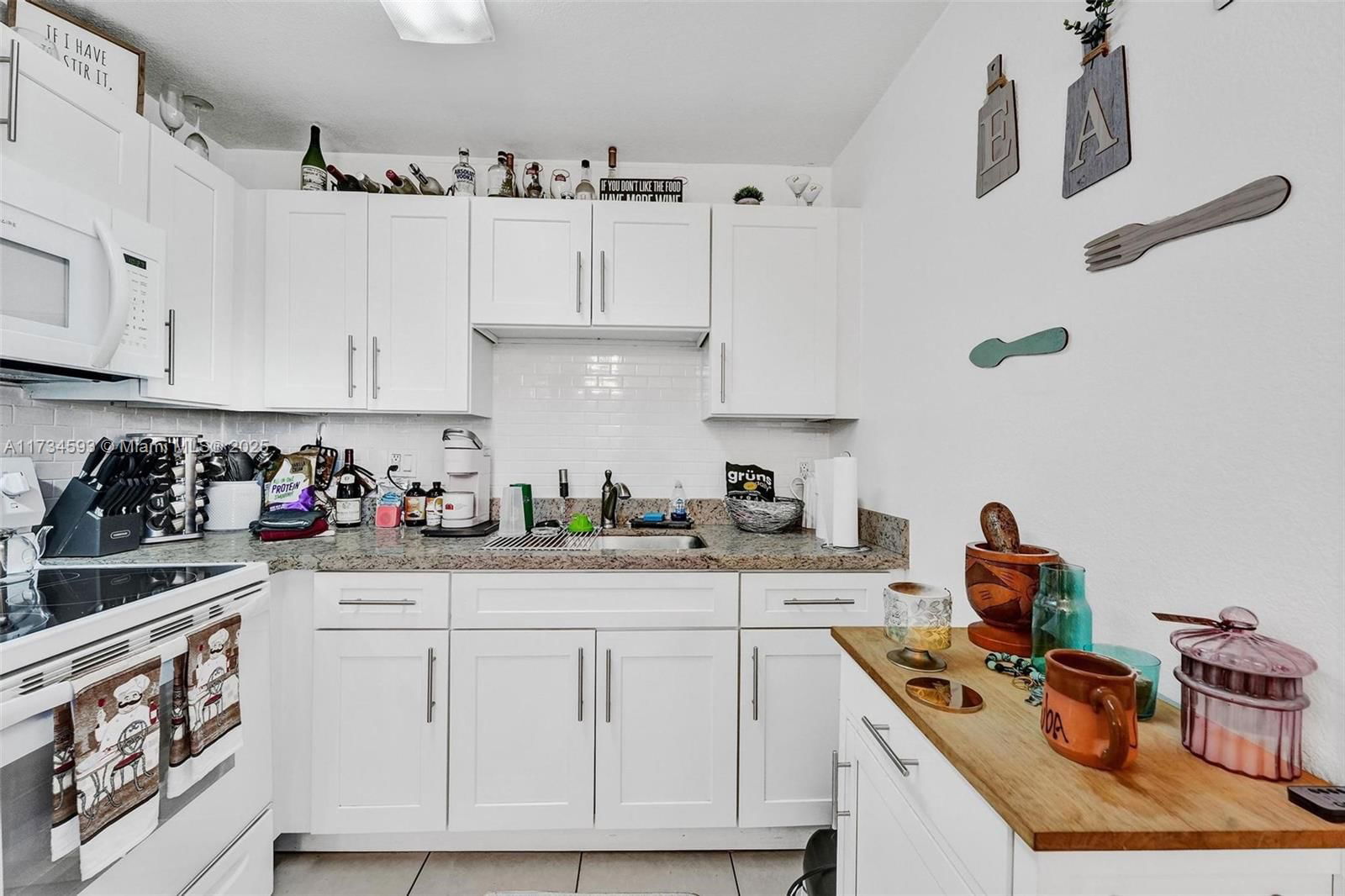 Real estate property located at 4711-4715 43rd Ter, Broward, Gold Coast Twin Villas We, Dania Beach, FL