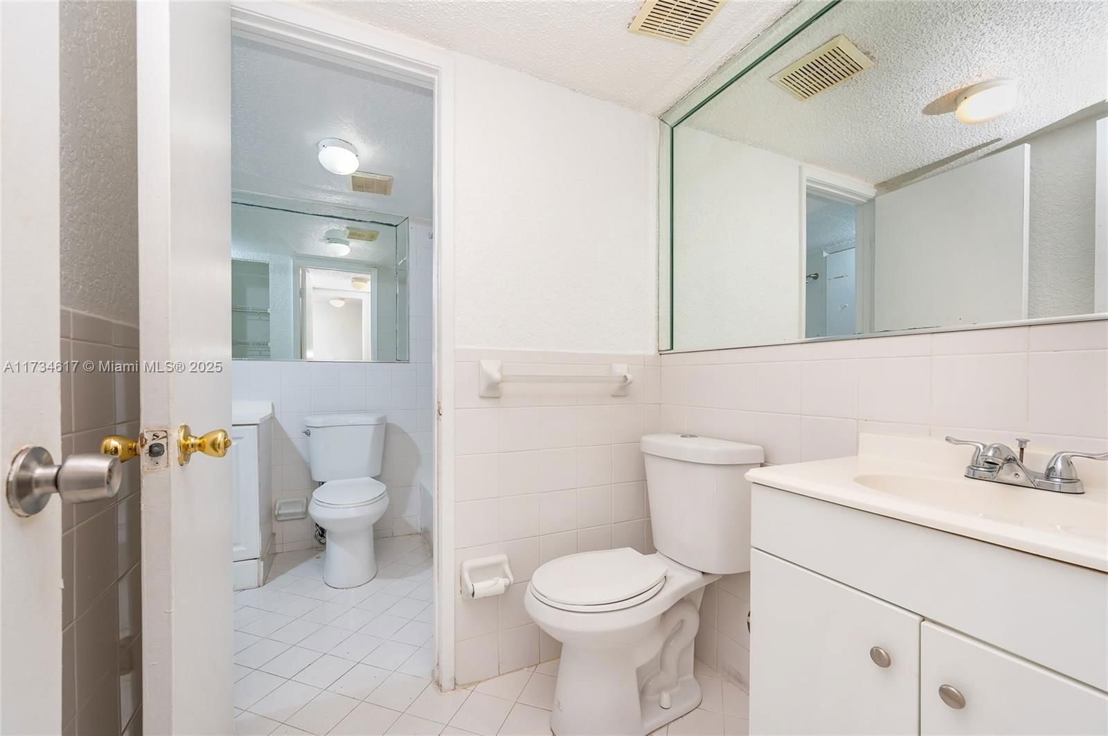 Real estate property located at 6215 22nd Ct #2, Miami-dade, Cadiz I Condo, Hialeah, FL