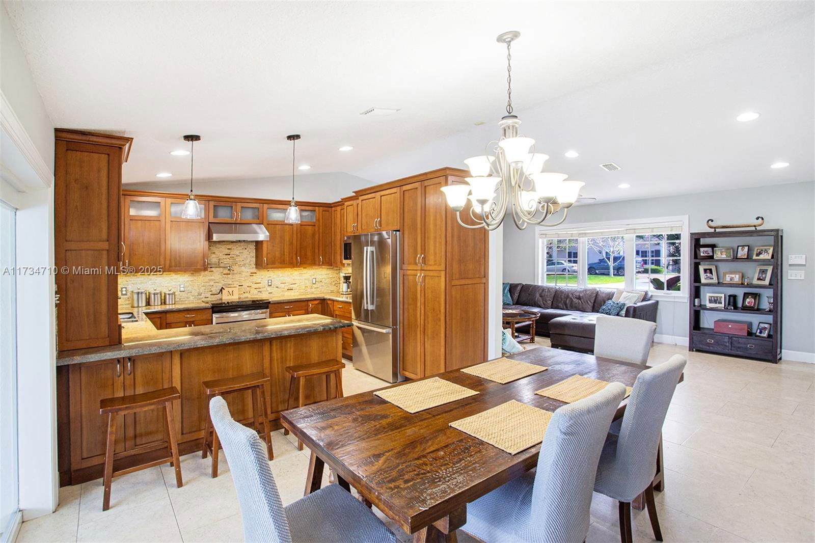 Real estate property located at 17550 93 AVE, Miami-dade, Orchard Estates, Miami, FL