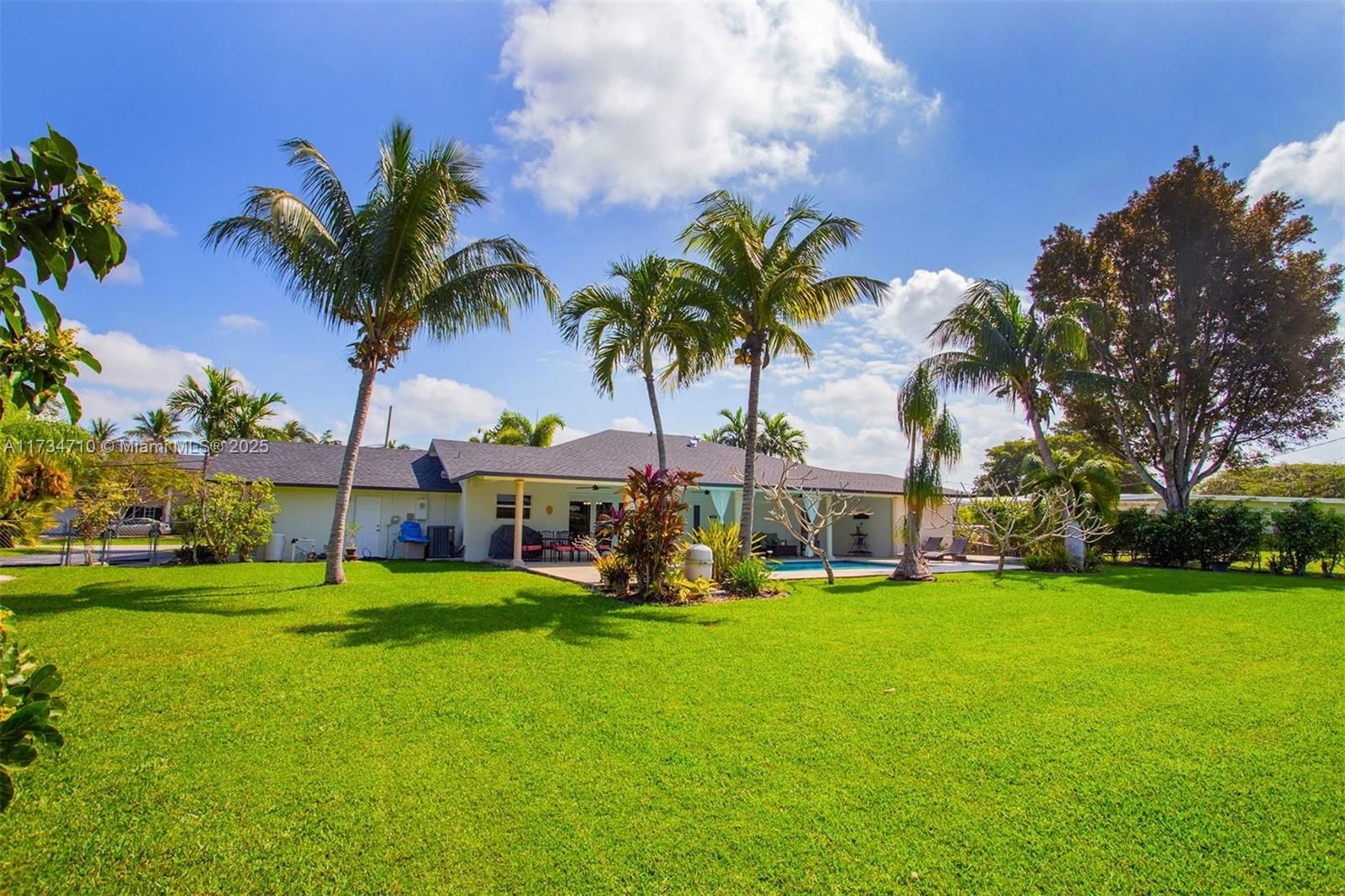 Real estate property located at 17550 93 AVE, Miami-dade, Orchard Estates, Miami, FL