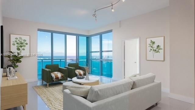 Real estate property located at 950 Brickell Bay Dr #4611, Miami-dade, The Plaza 851 Brickell Co, Miami, FL