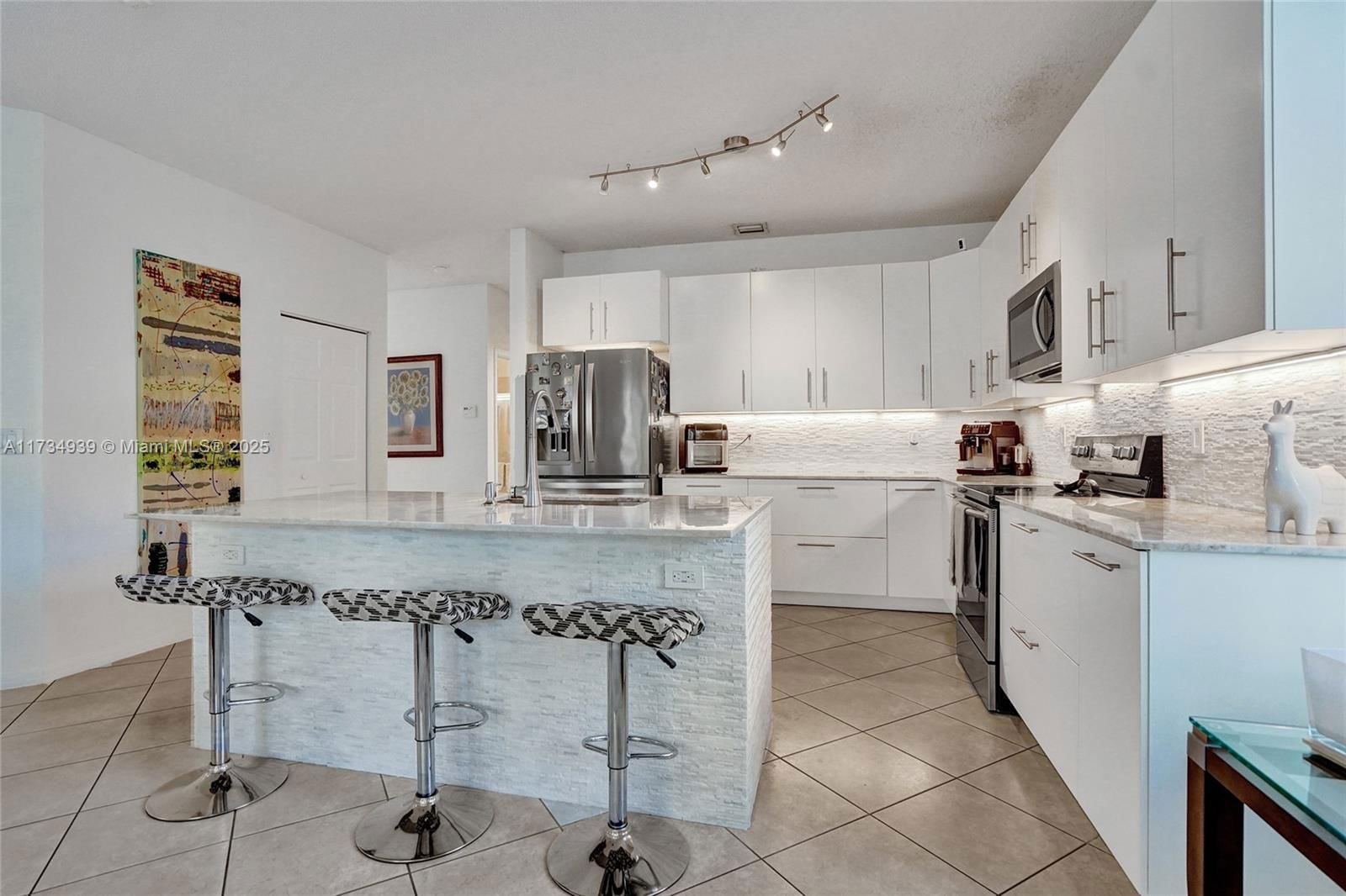 Real estate property located at 15553 25th St, Broward, Silver Shores (parcels A, Miramar, FL