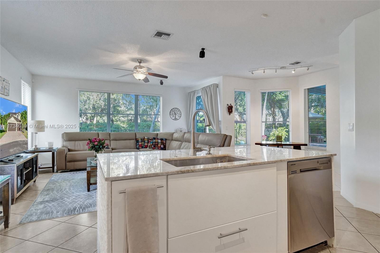 Real estate property located at 15553 25th St, Broward, Silver Shores (parcels A, Miramar, FL