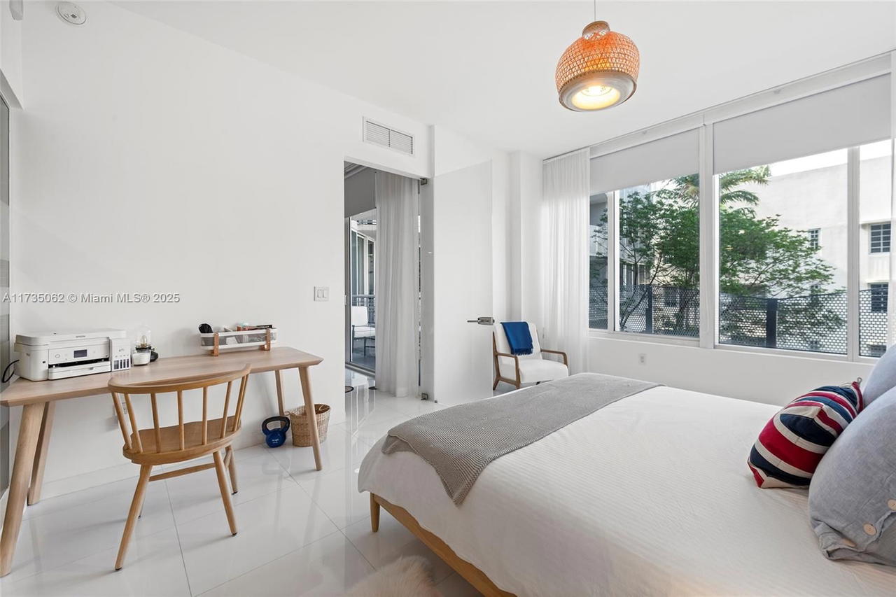 Real estate property located at 2100 Park Ave #206, Miami-dade, Artepark South Condo, Miami Beach, FL