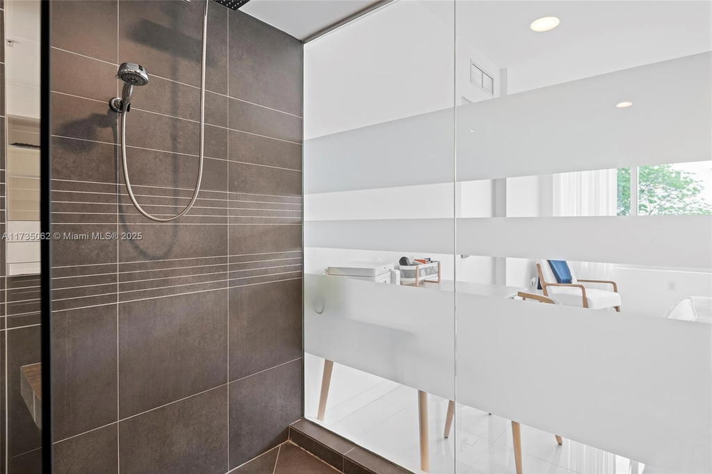 Real estate property located at 2100 Park Ave #206, Miami-dade, Artepark South Condo, Miami Beach, FL