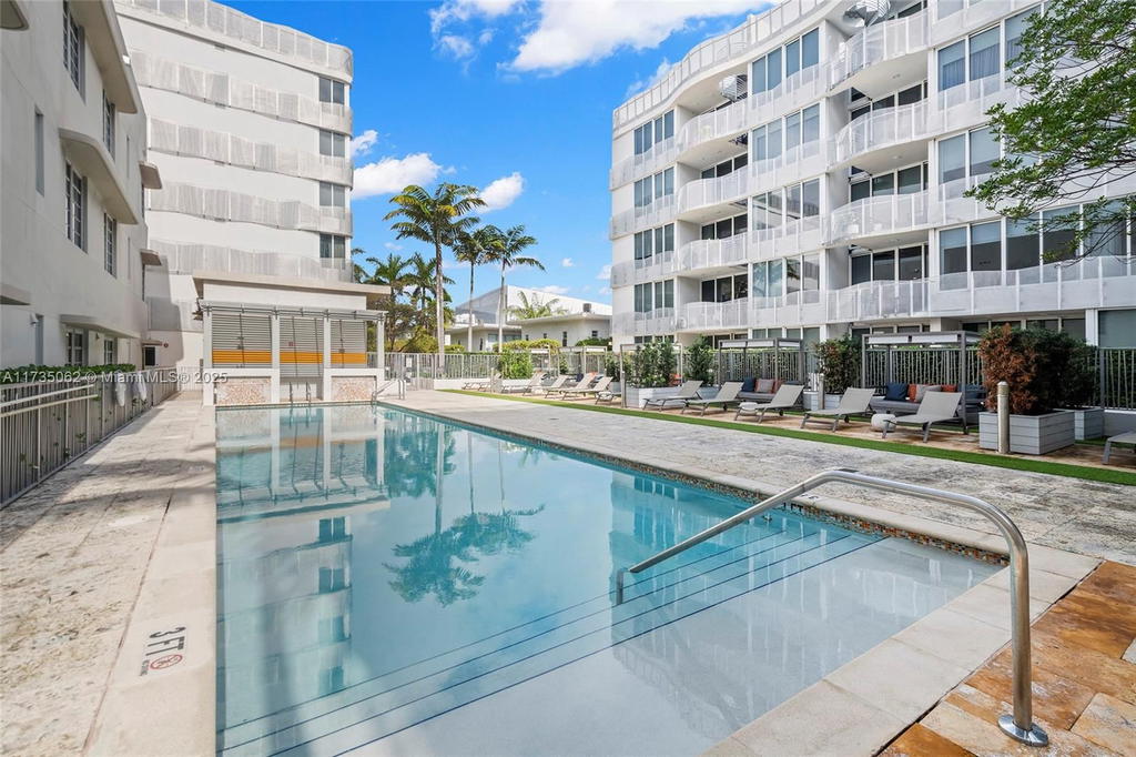 Real estate property located at 2100 Park Ave #206, Miami-dade, Artepark South Condo, Miami Beach, FL