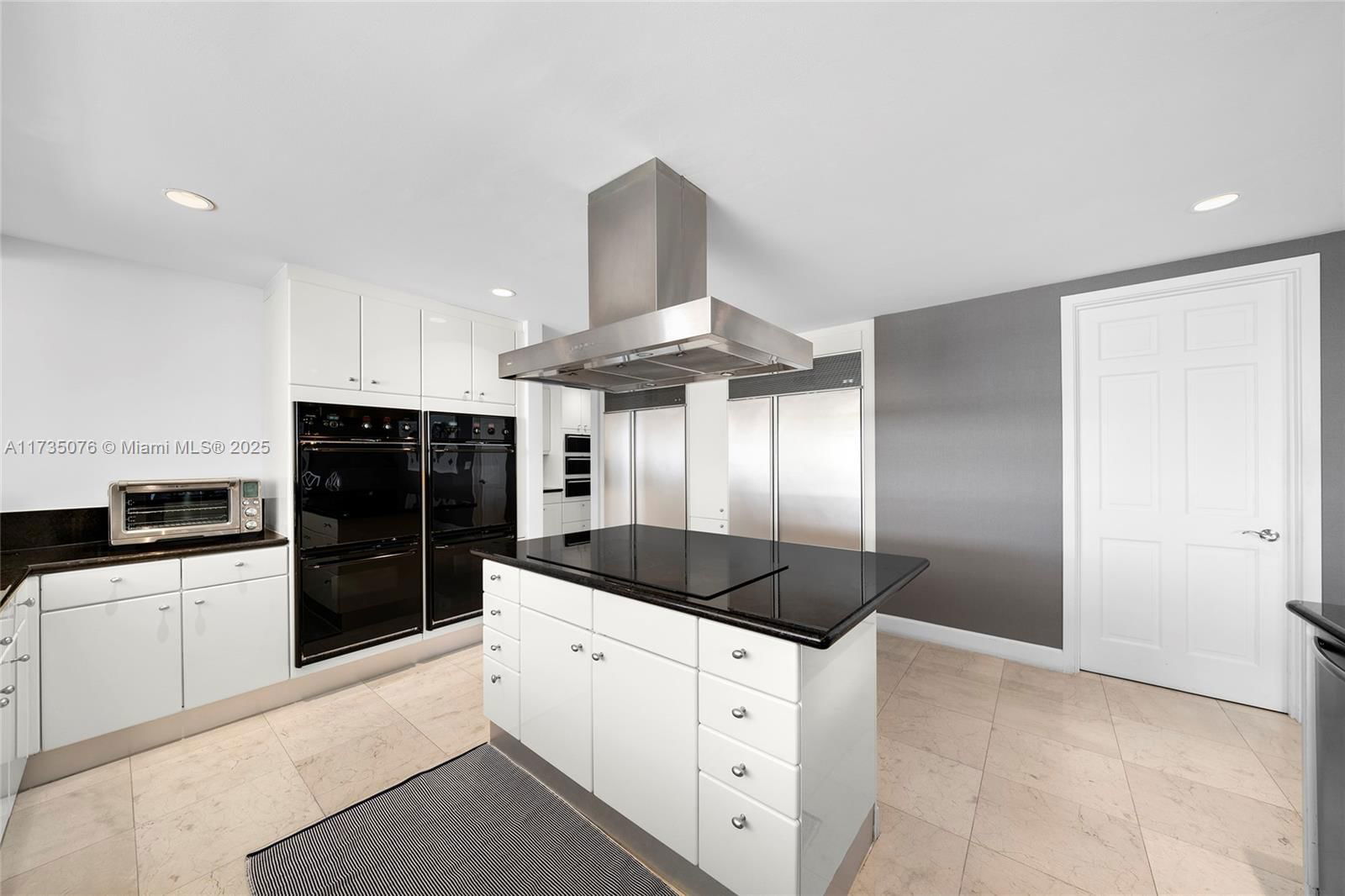 Real estate property located at 7852 Fisher Island Dr #7852, Miami-dade, Fisher Island, Miami Beach, FL