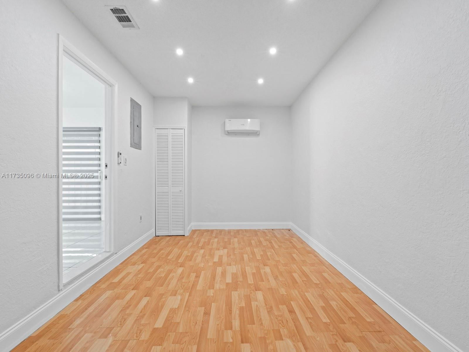 Real estate property located at 14821 90th Ter, Miami-dade, Panache Sec 3, Miami, FL