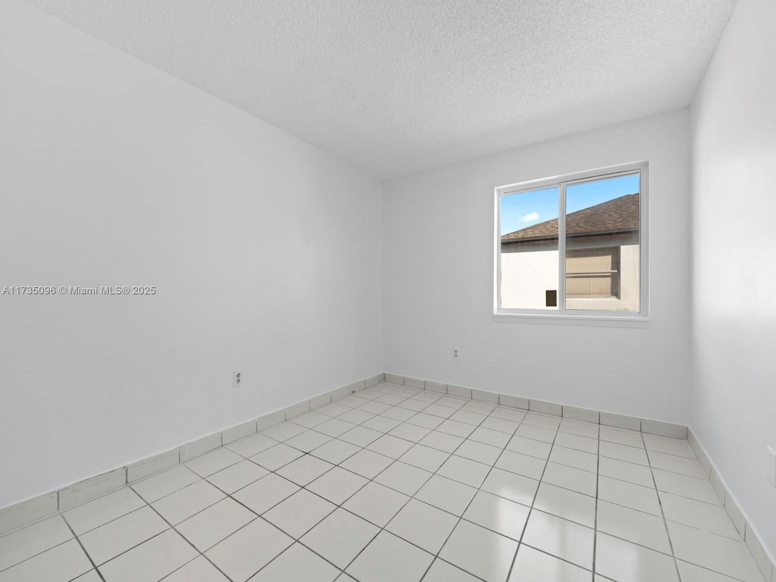 Real estate property located at 14821 90th Ter, Miami-dade, Panache Sec 3, Miami, FL