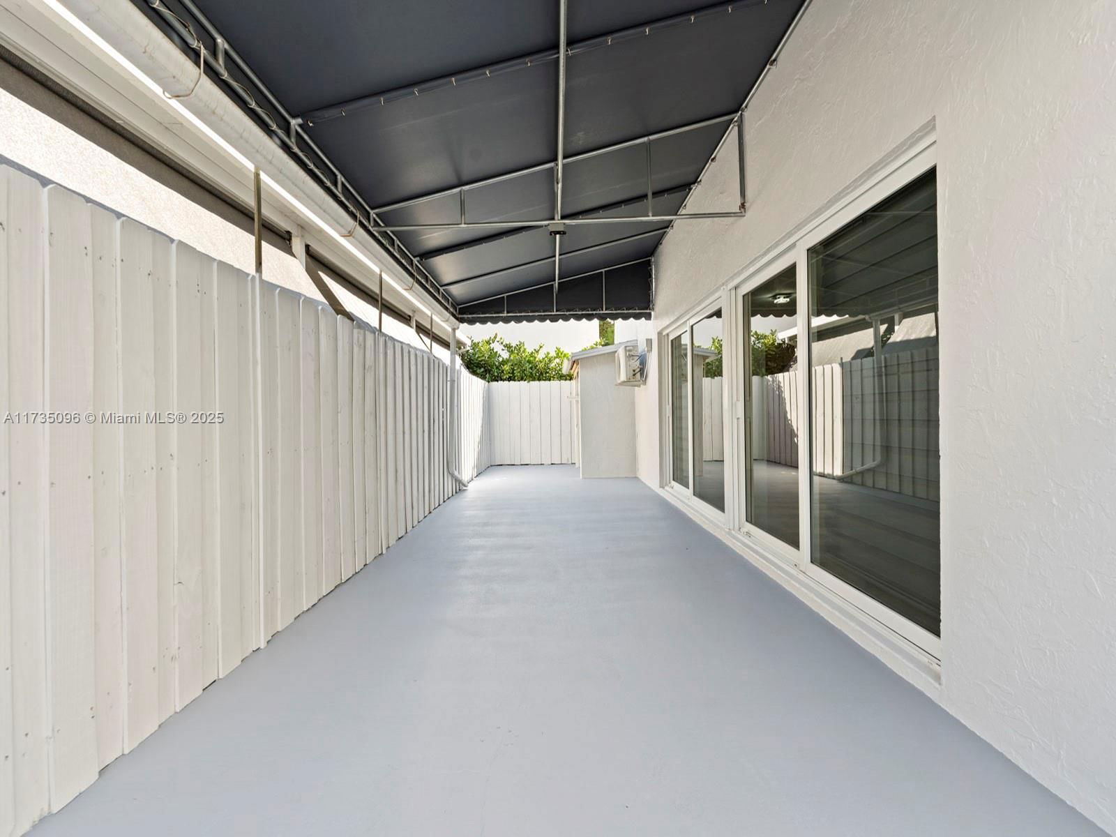 Real estate property located at 14821 90th Ter, Miami-dade, Panache Sec 3, Miami, FL