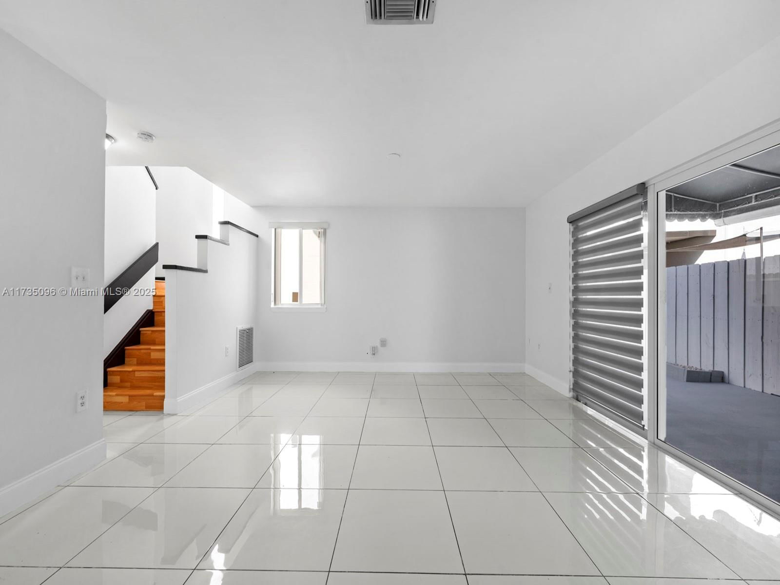 Real estate property located at 14821 90th Ter, Miami-dade, Panache Sec 3, Miami, FL