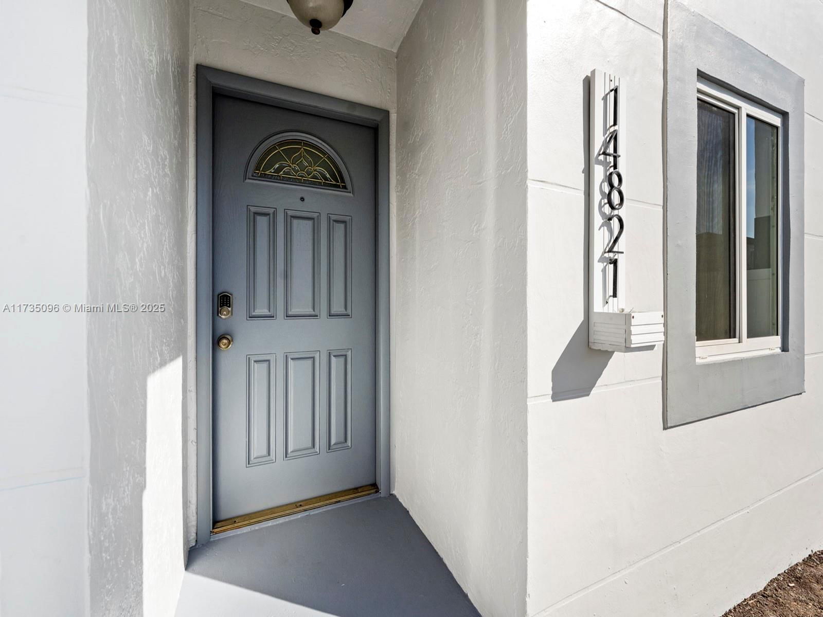 Real estate property located at 14821 90th Ter, Miami-dade, Panache Sec 3, Miami, FL