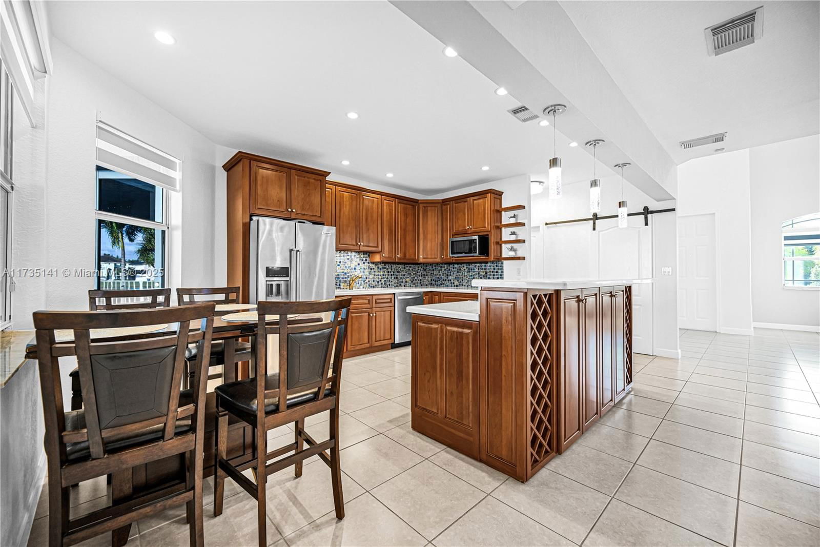 Real estate property located at 6445 164th Ave, Miami-dade, Crestview Lakes, Miami, FL