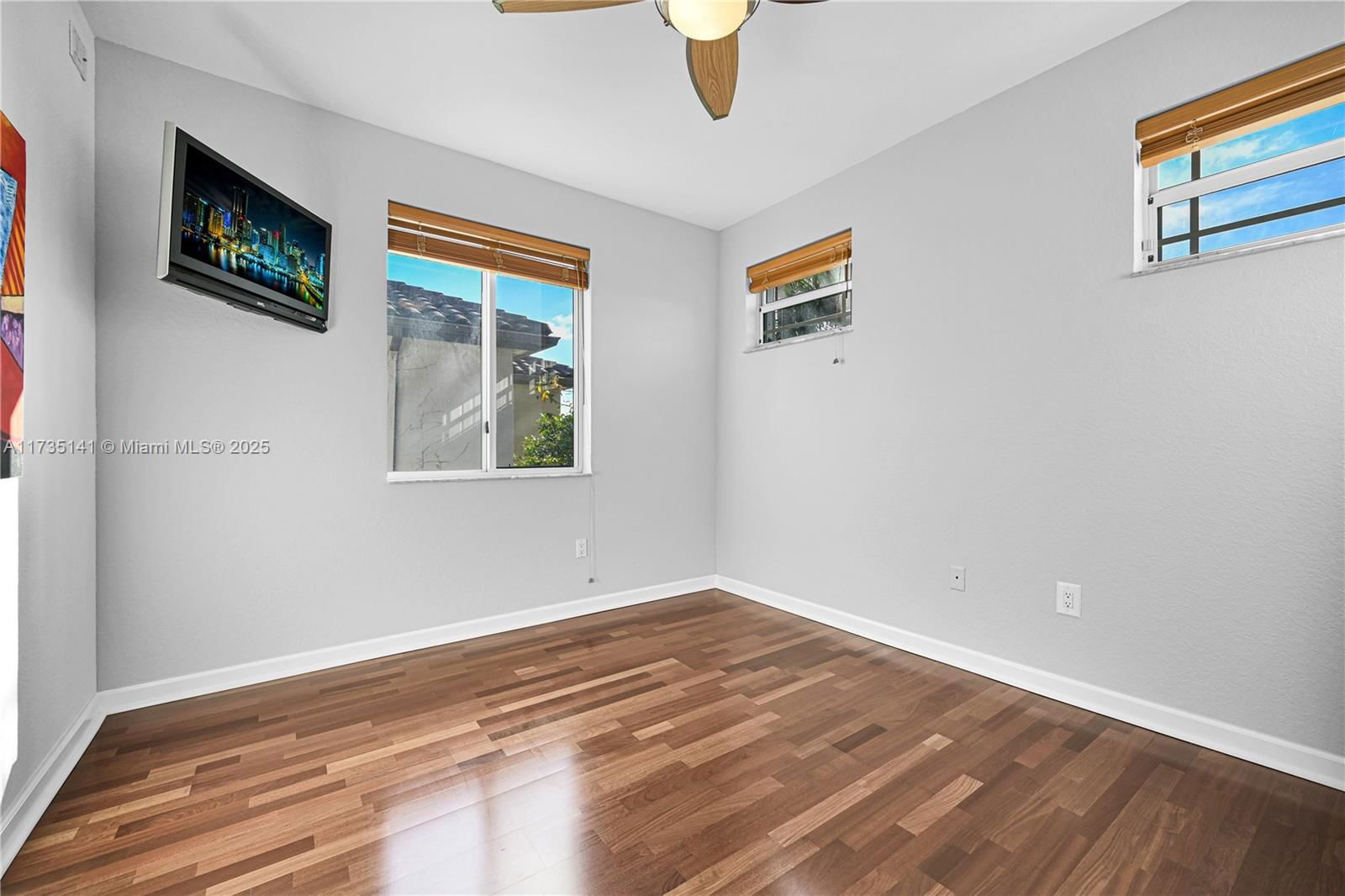 Real estate property located at 6445 164th Ave, Miami-dade, Crestview Lakes, Miami, FL
