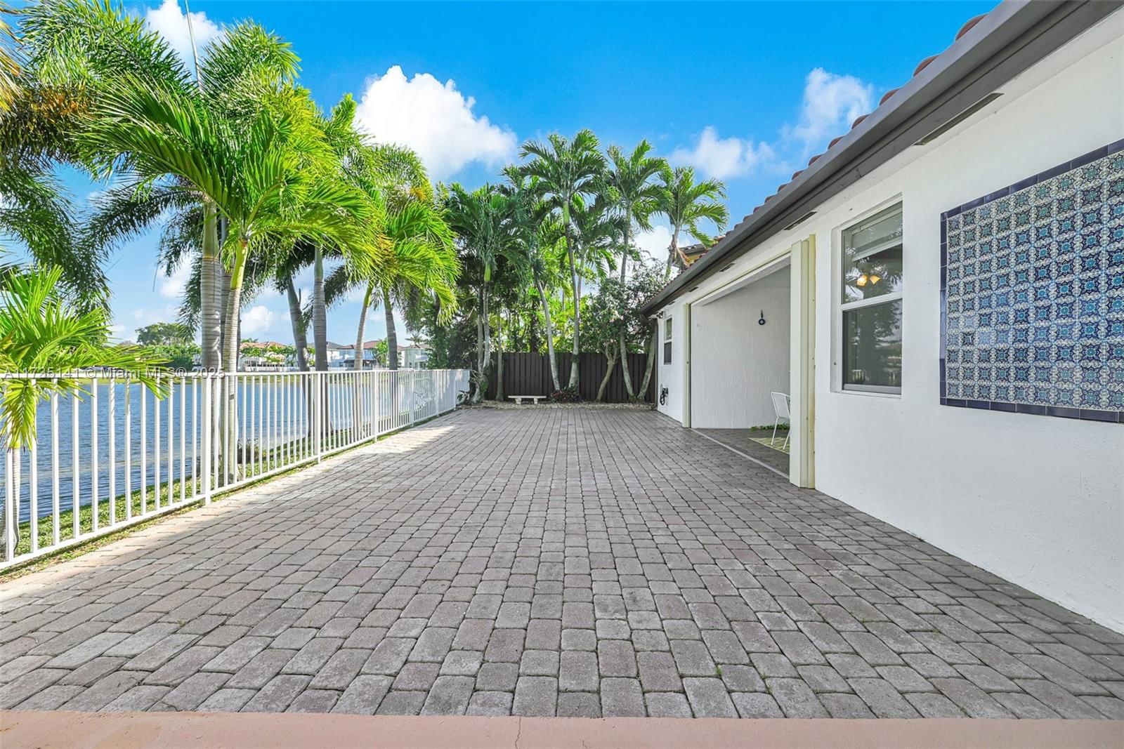 Real estate property located at 6445 164th Ave, Miami-dade, Crestview Lakes, Miami, FL