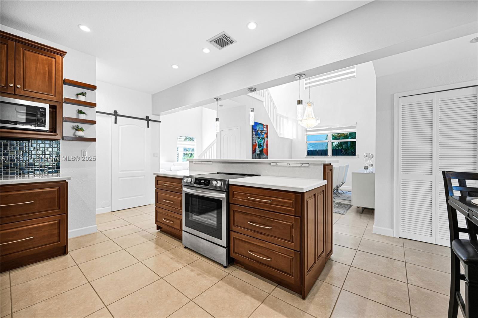 Real estate property located at 6445 164th Ave, Miami-dade, Crestview Lakes, Miami, FL