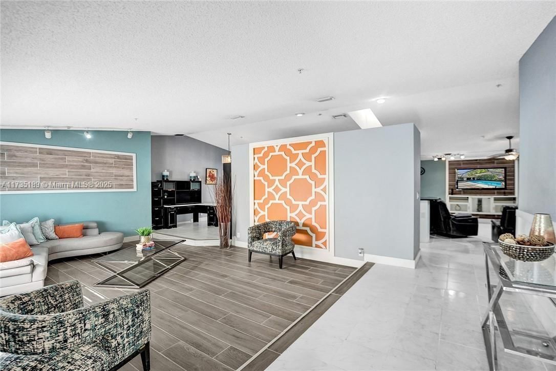 Real estate property located at 5101 47th Ave, Broward, Winston Park, Coconut Creek, FL