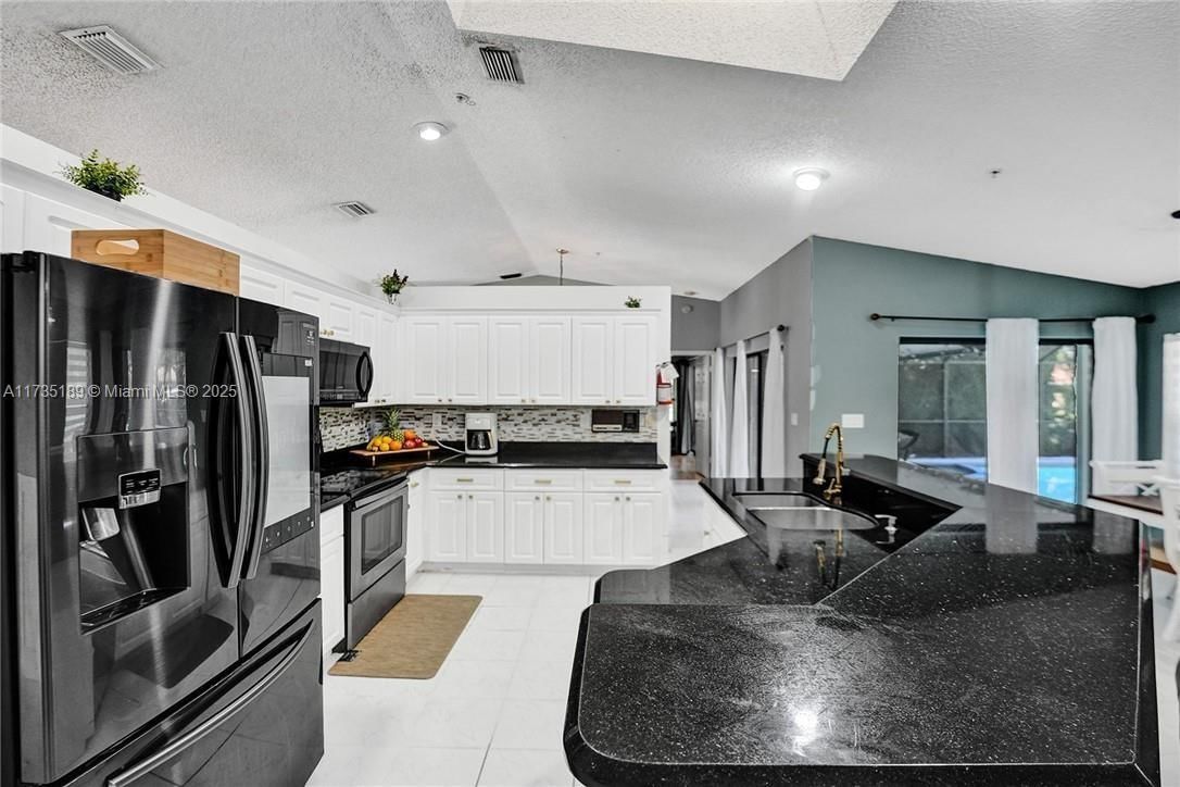Real estate property located at 5101 47th Ave, Broward, Winston Park, Coconut Creek, FL