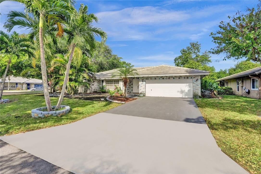Real estate property located at 5101 47th Ave, Broward, Winston Park, Coconut Creek, FL