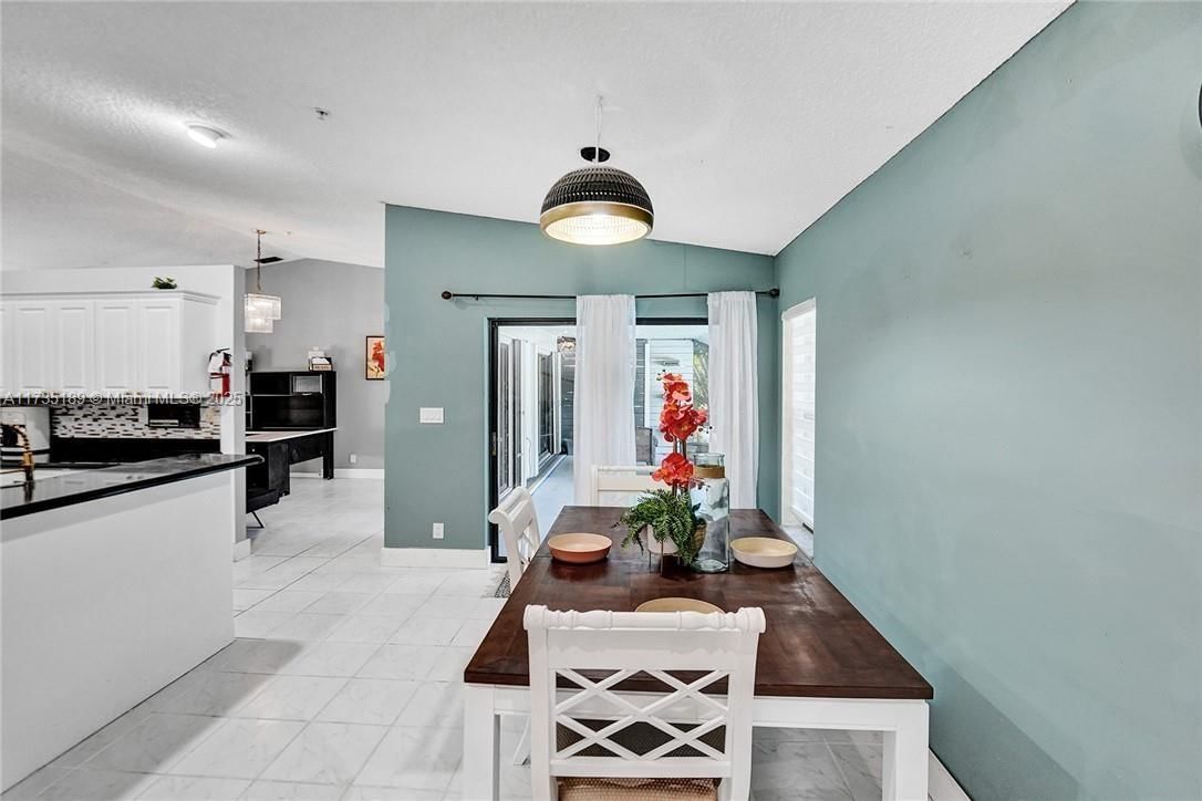 Real estate property located at 5101 47th Ave, Broward, Winston Park, Coconut Creek, FL