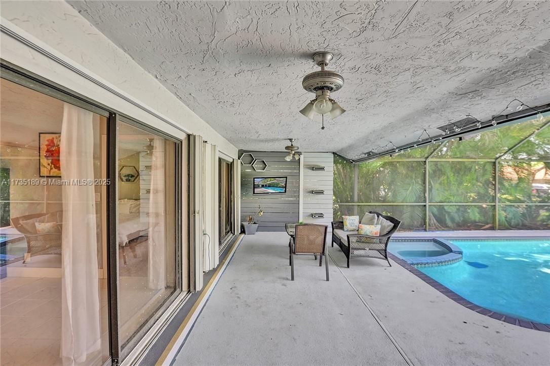 Real estate property located at 5101 47th Ave, Broward, Winston Park, Coconut Creek, FL