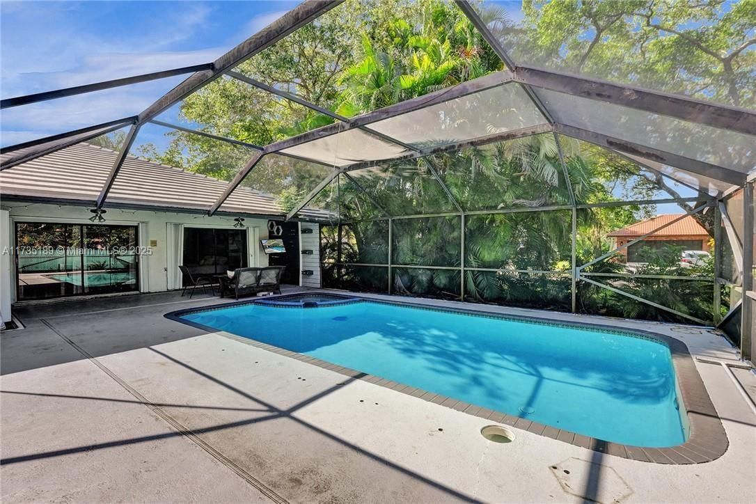Real estate property located at 5101 47th Ave, Broward, Winston Park, Coconut Creek, FL