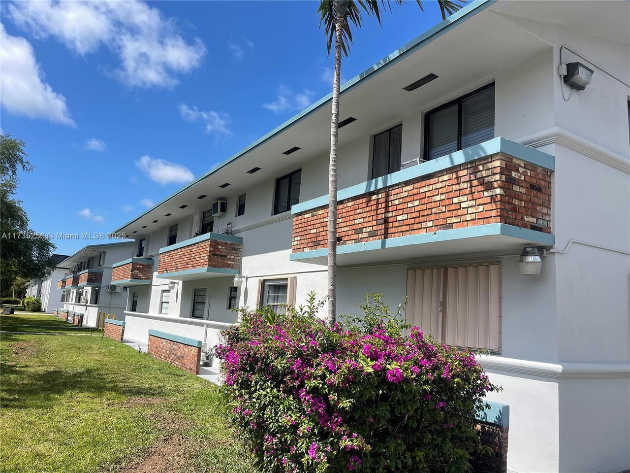 Real estate property located at 4444 67th Ave #2, Miami-dade, Ludlam Gardens Condo, Miami, FL