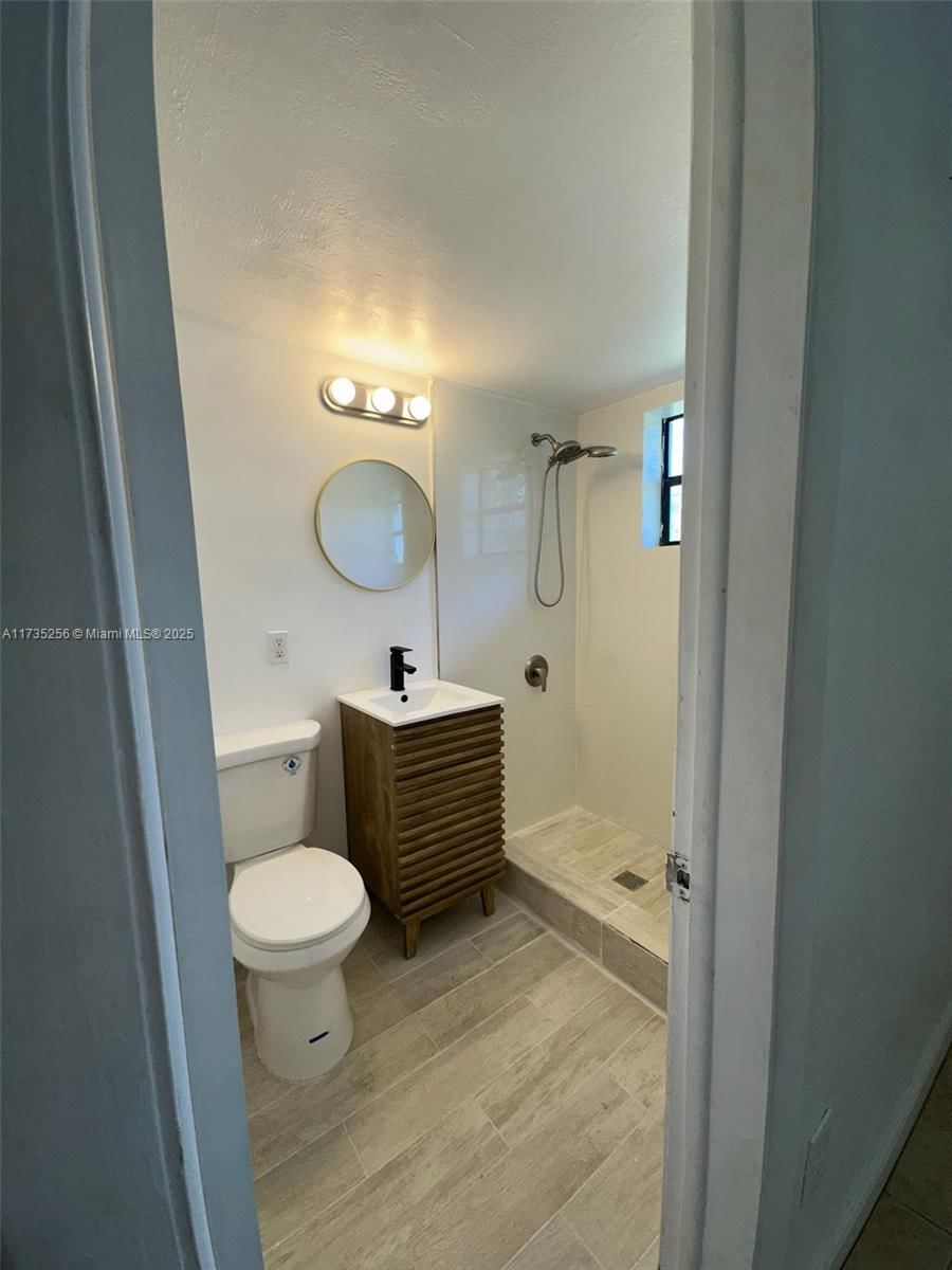 Real estate property located at 4444 67th Ave #2, Miami-dade, Ludlam Gardens Condo, Miami, FL